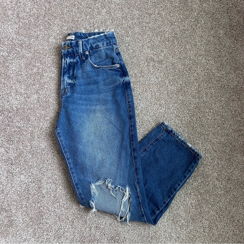 Good American Women's Ripped and Distressed Denim Jeans Size 2/26